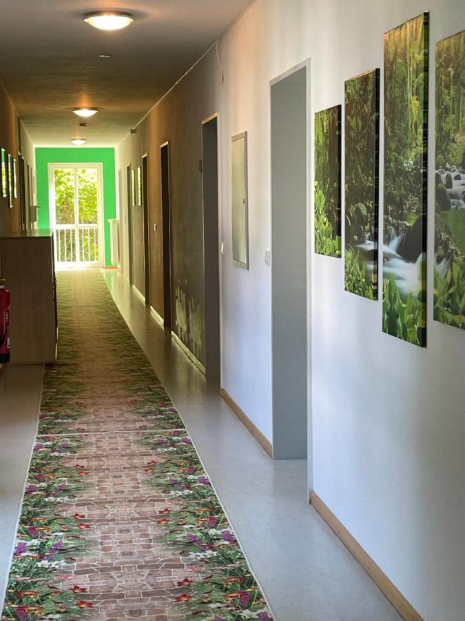 Krug'S Family Hostel Und Restaurant 바일하임인오베르바이엠 외부 사진